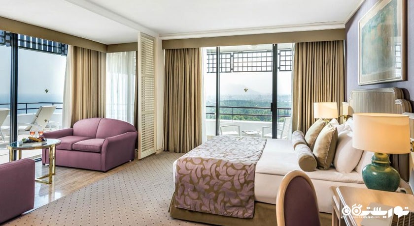 سوئیت دلوکس با چشم انداز دریا